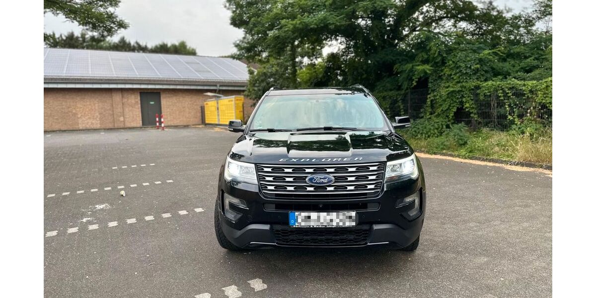 Ford Explorer 185.200 km 16.500 &euro; Kerpen 50169