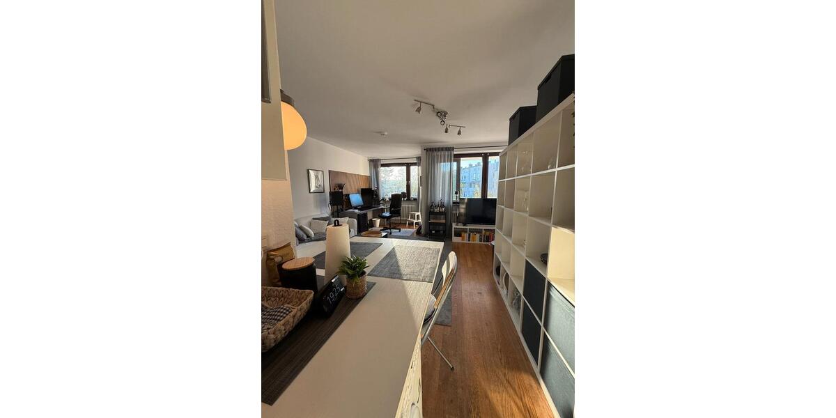 Etagenwohnung Kiel Ravensberg - 1 Zimmer, 39 m&sup2;, 330&euro; | Angebot:26412555