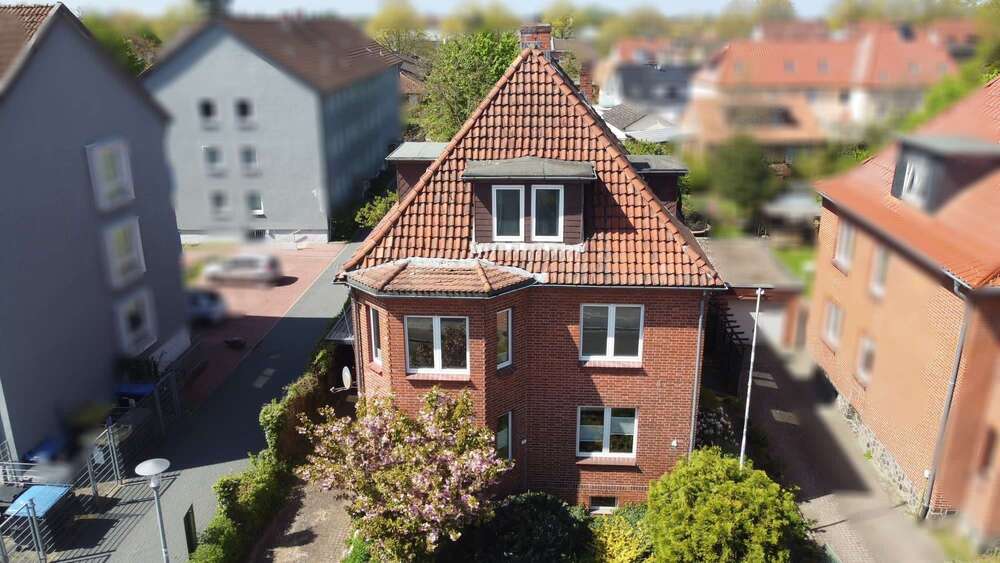Einfamilienhaus Celle Neustadt/Heese - 8 Zimmer, 185 m&sup2;, 348.000&euro; | Angebot:26398143