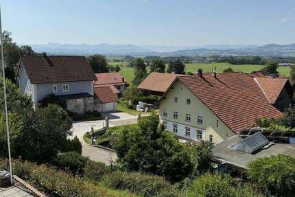 Haus zum Kaufen in Dietmannsried 650.000 € 300 m² 11 zimmer