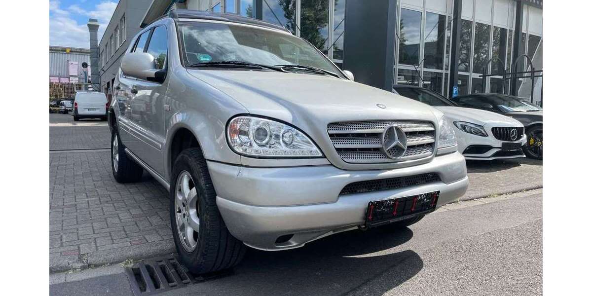 Mercedes-Benz ML 430 190.540 km 6.999 &euro; Hockenheim 68766