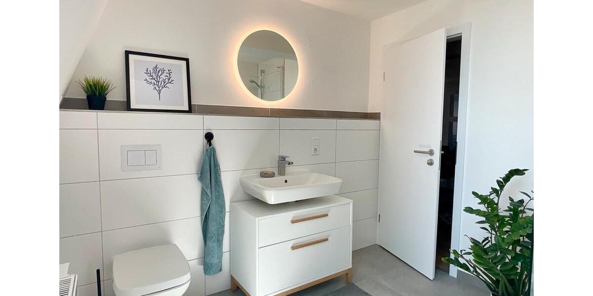 Dachgeschoßwohnung Blomberg - 3 Zimmer, 92 m&sup2;, 185.000&euro; | Angebot:27073240