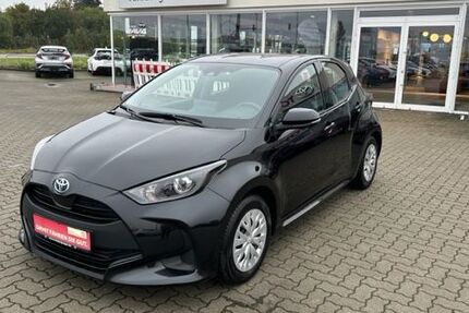 Toyota Yaris 9.800 km 18.950 € Halberstadt 38820