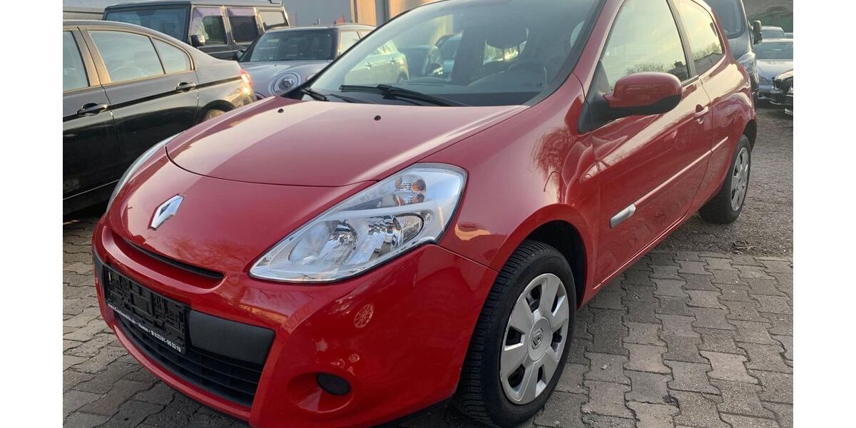 Renault Clio 160.000 km 2.950 &euro; Mannheim 68309