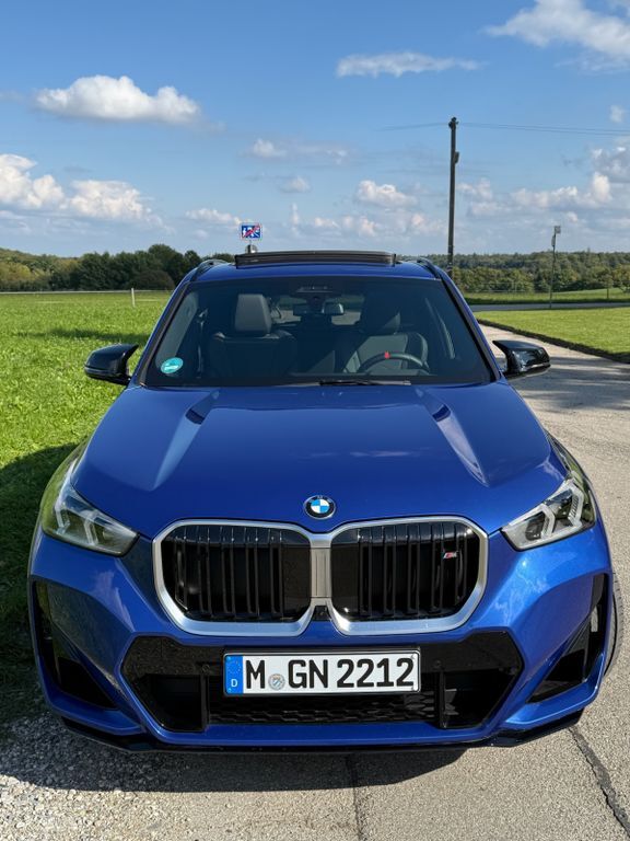 BMW X1 3.700 km 52.300 € München 81479