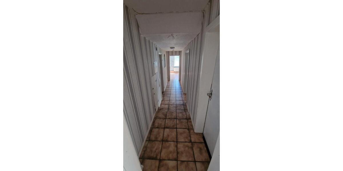 Erdgeschoßwohnung Rodenberg - 7.5 Zimmer, 165 m&sup2;, 1.000&euro; | Angebot:26394121