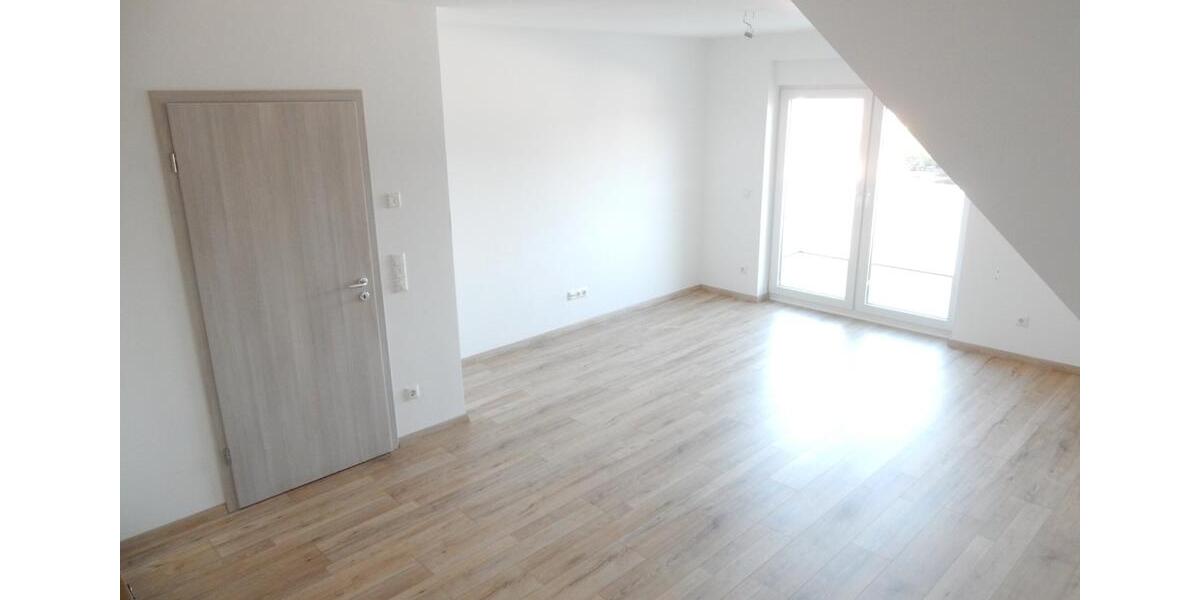 Dachgeschoßwohnung Homberg (Efze) - 3 Zimmer, 70 m&sup2;, 750&euro; | Angebot:26221963