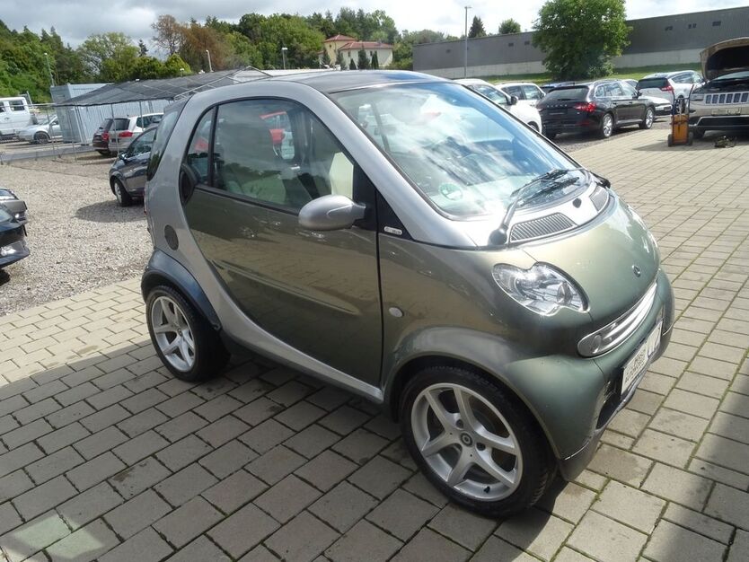 Smart ForTwo 95.000 km 4.490 € Horb-Mühringen 72160