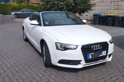 Audi A5 105.000 km 15.100 € Bördeland 39365