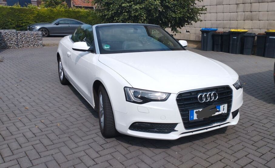 Audi A5 105.000 km 15.100 € Bördeland 39365