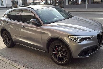 Alfa Romeo Stelvio 152.000 km 19.500 &euro; Freilassing 83395