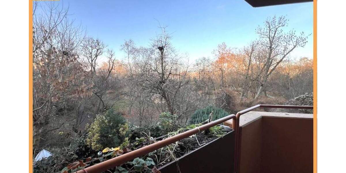 Wohnen direkt am Rosenaupark 2,5-Zimmer 91 qm Traumwohnung mit unverbaubaren Parkblick + Tiefgarage 2 zimmer