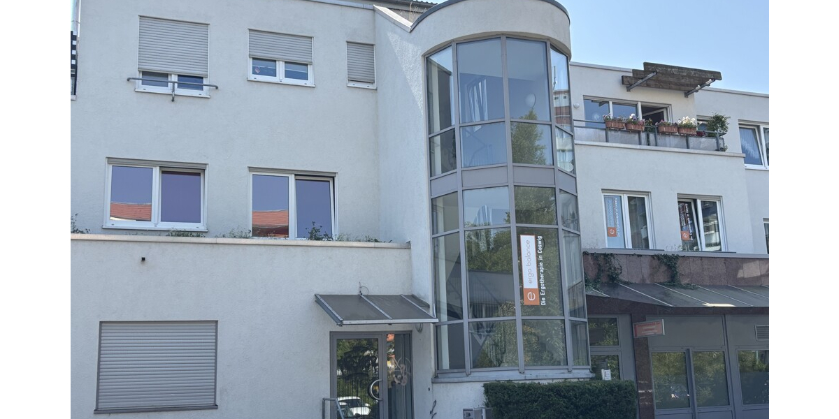 Seniorengerechte 3-Zimmer Eigentumswohnung mit Fahrstuhl und TG 3 zimmer