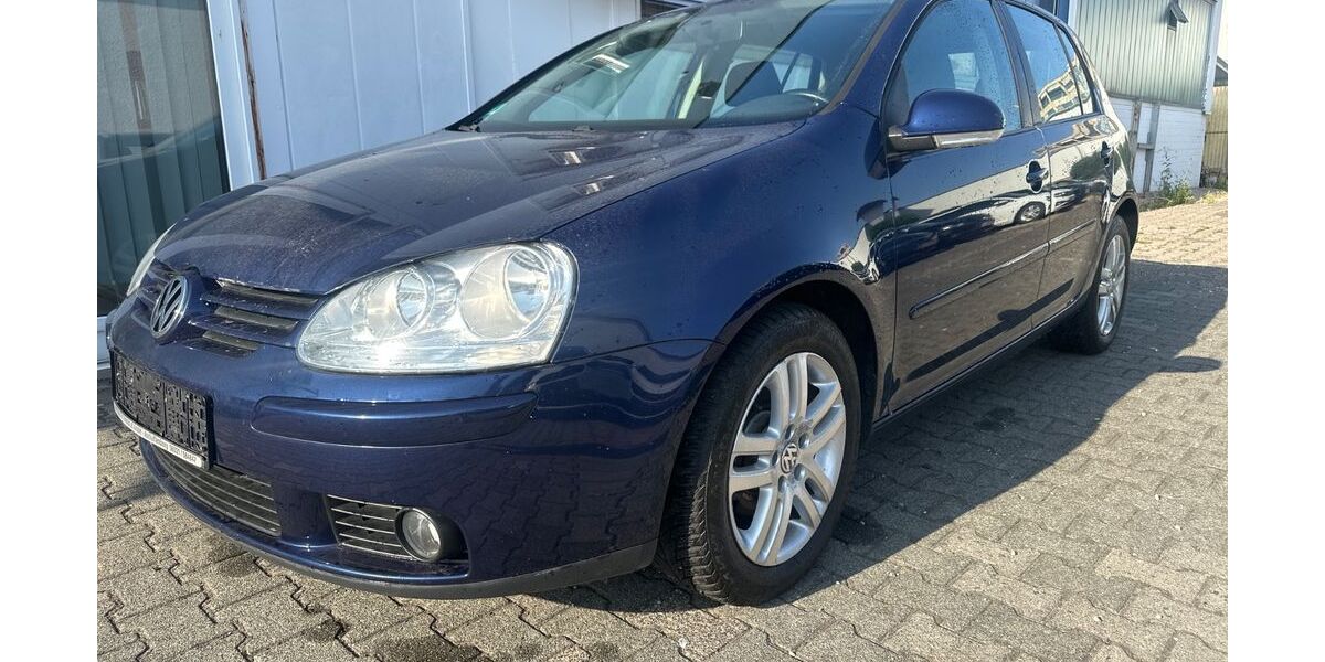 VW Golf 128.000 km 4.490 &euro; Mörfelden Walldorf 64546
