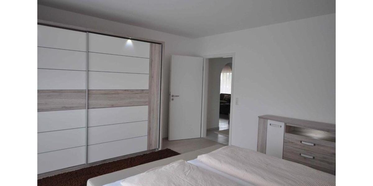Etagenwohnung Rheinfelden (Baden) - 2 Zimmer, 100 m&sup2;, 1.300&euro; | Angebot:26346928