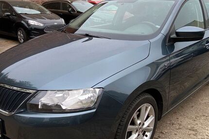 Skoda Rapid 143.000 km 6.490 &euro; Berlin-Lichtenberg 10365