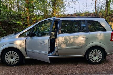 Opel Zafira 277.000 km 2.000 &euro; Zweibrücken 66482