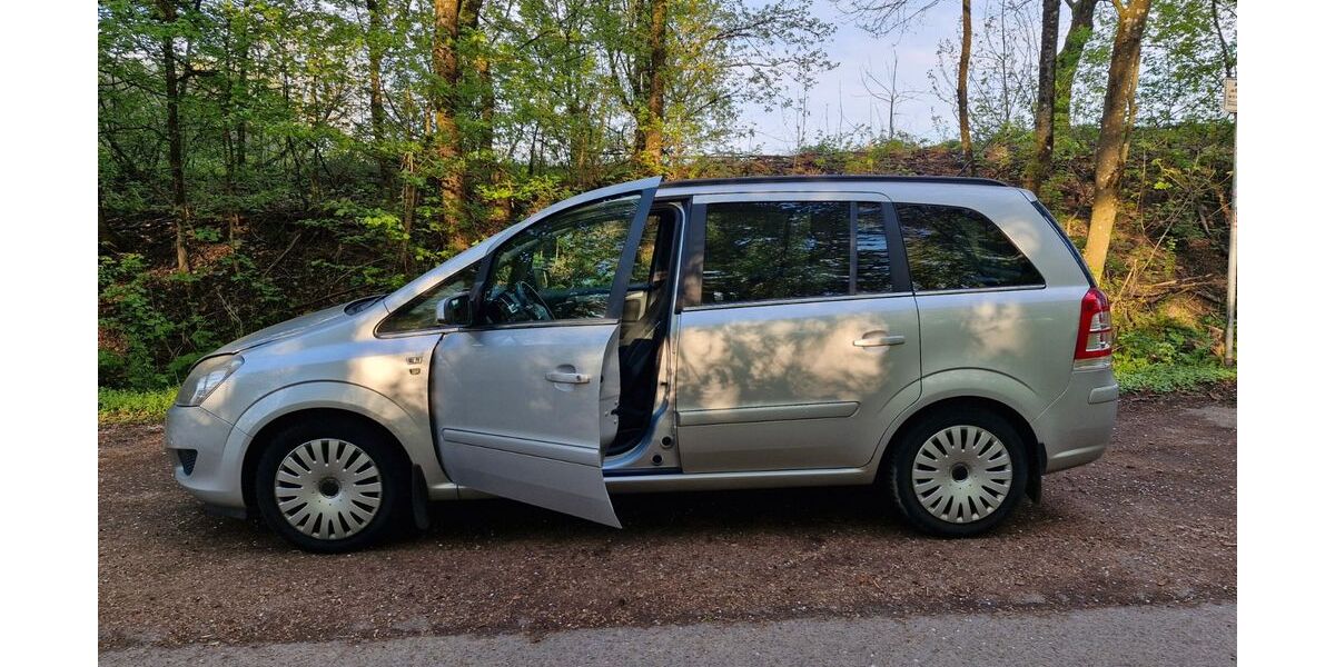 Opel Zafira 277.000 km 2.000 &euro; Zweibrücken 66482