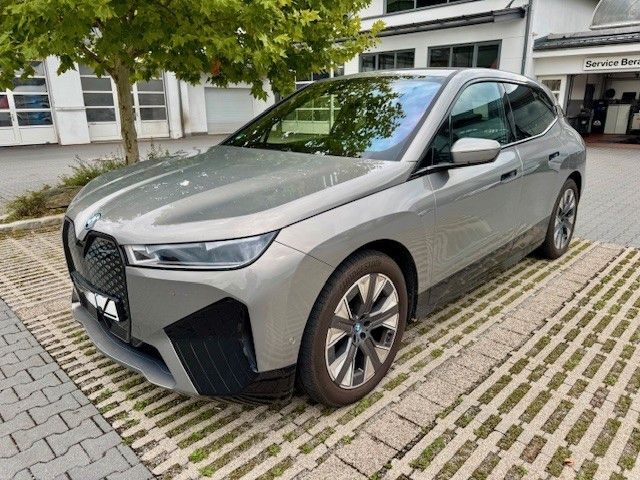 BMW iX 24.980 km 61.990 &euro; Altenmarkt a.d. Alz 83352