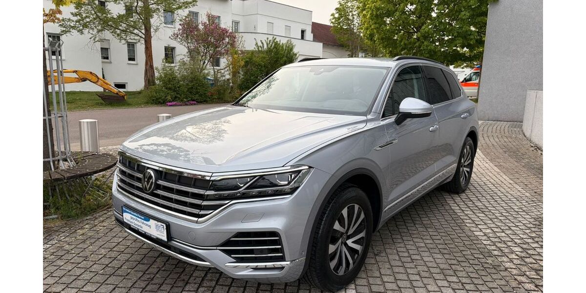 VW Touareg 179.854 km 28.990 &euro; Mietingen 88487
