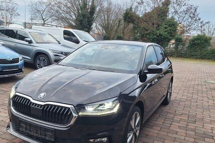 Skoda Fabia 1.500 km 18.900 &euro; Darmstadt 64293