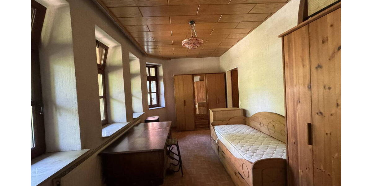 Mehrfamilienhaus, Wohnhaus Munster/Oerrel Oerrel - 7 Zimmer, 230 m&sup2;, 290.000&euro; | Angebot:26402115