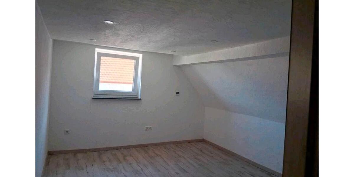 Doppelhaushälfte Uttenweiler - 5 Zimmer, 120 m&sup2;, 1.200&euro; | Angebot:26396221