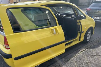 Peugeot 1007 124.000 km 1.999 &euro; Mannheim 68307