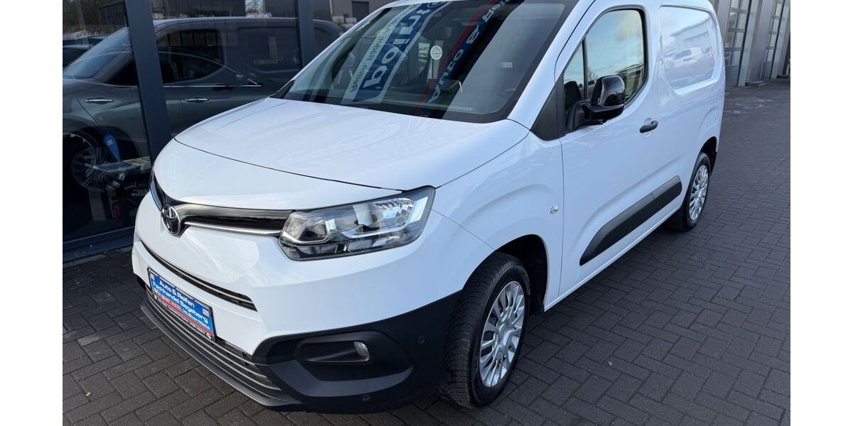 Toyota Proace City 42.100 km 17.950 &euro; Bad Segeberg 23795