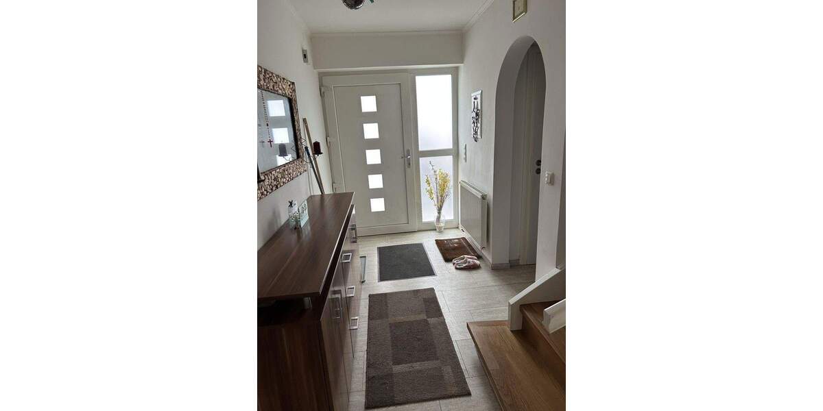 Reihenmittelhaus Pfarrkirchen - 6 Zimmer, 133 m&sup2;, 1.100&euro; | Angebot:25635436