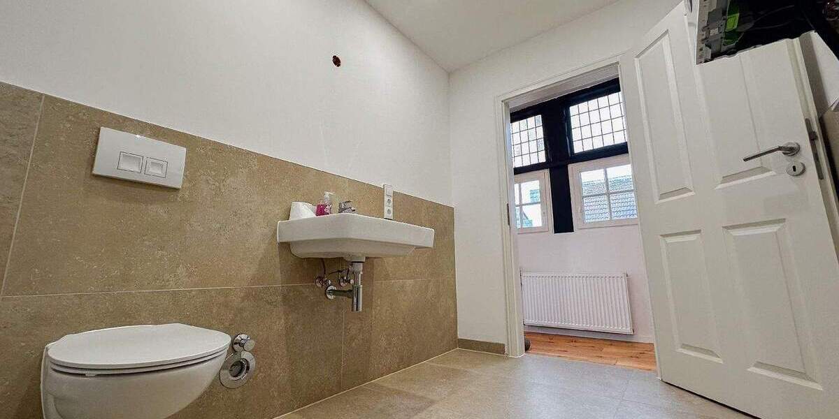 Einfamilienhaus Euskirchen Flamersheim - 7 Zimmer, 190 m&sup2;, 2.280&euro; | Angebot:25567144