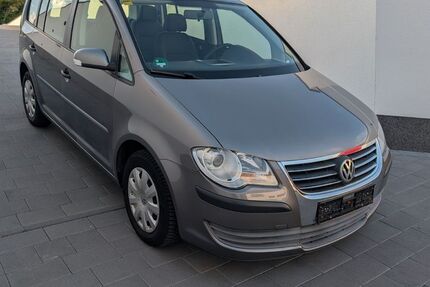 VW Touran 143.900 km 4.490 &euro; Eisenberg 67304