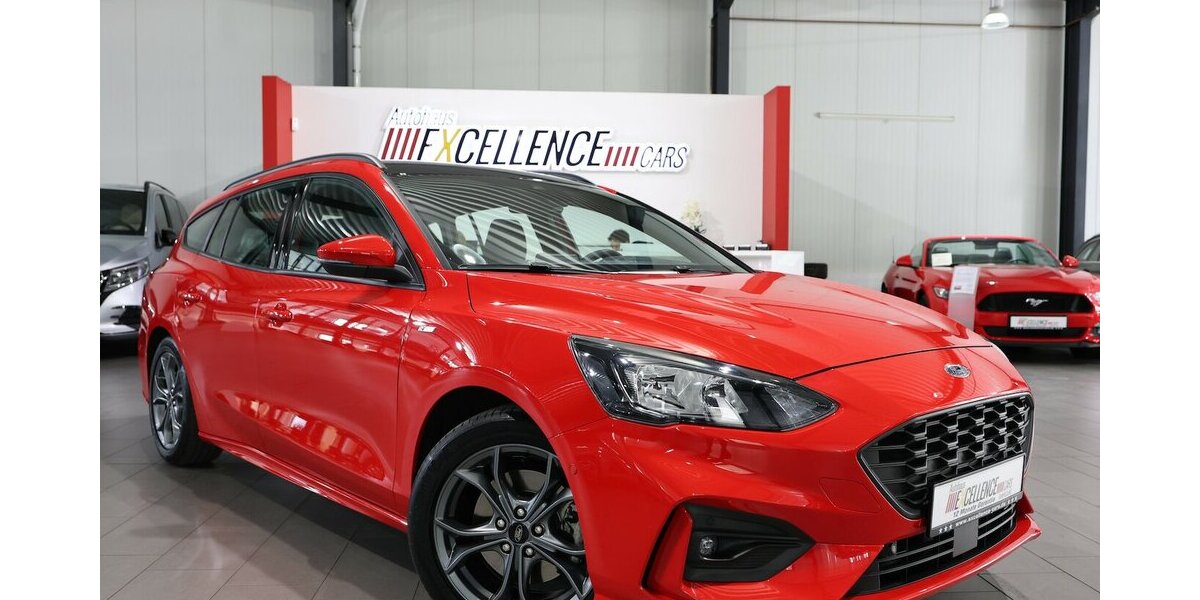 Ford Focus Tunier 1.5 EB ST-LINE / 1.HAND / PANORAMA 60.000 km 17.991 &euro; Hamm 59077