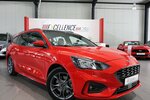 Ford Focus Tunier 1.5 EB ST-LINE / 1.HAND / PANORAMA 60.000 km 17.991 &euro; Hamm 59077