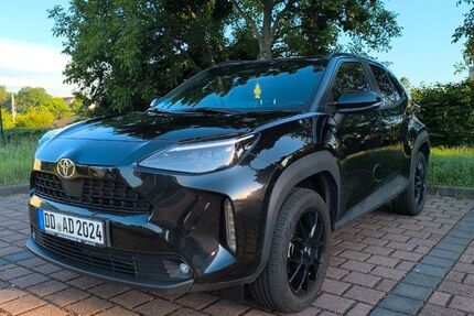Toyota Yaris Cross 27.000 km 26.900 &euro; Dresden 01237