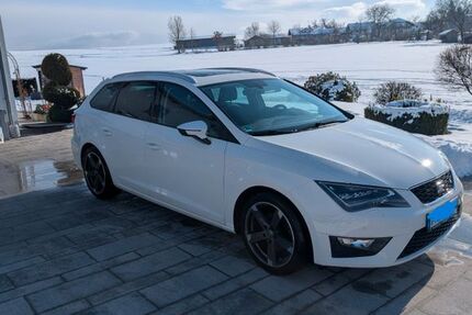 Seat Leon 112.000 km 11.400 &euro; Obernzell 94130