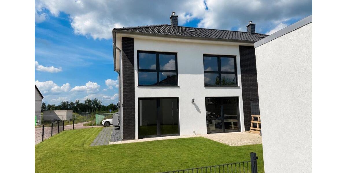 Doppelhaushälfte Lehrte - 4 Zimmer, 120 m&sup2;, 449.000&euro; | Angebot:27021545