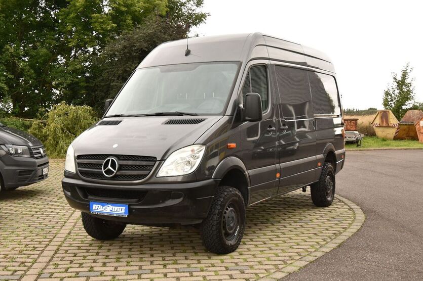 Mercedes-Benz Sprinter 215.000 km 34.980 € Erfurt 99092