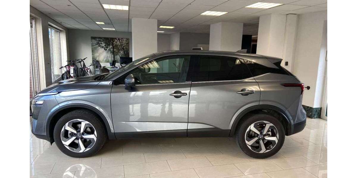 Nissan Qashqai 10.753 km 27.900 € Calau 03205