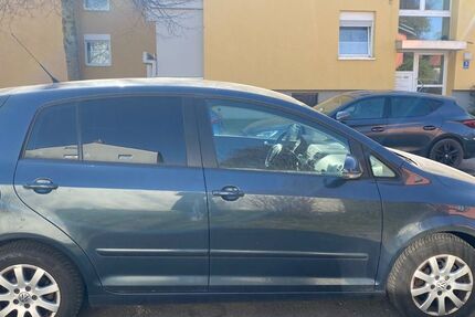 VW Golf Plus 185.000 km 2.200 &euro; München 80686
