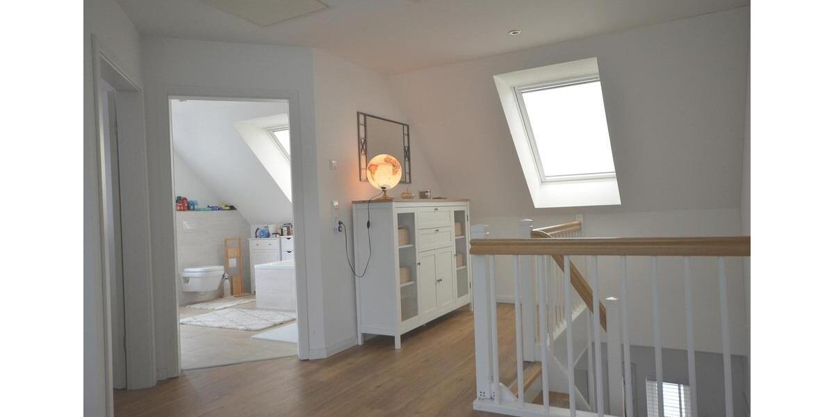 Einfamilienhaus Buchholz in der Nordheide - 4.5 Zimmer, 142 m&sup2;, 2.480&euro; | Angebot:24816067