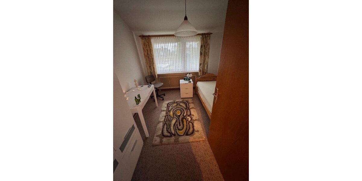 Einfamilienhaus Varel - 7 Zimmer, 140 m&sup2;, 280.000&euro; | Angebot:26234428