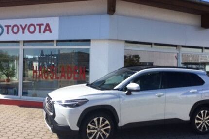 Toyota Corolla Cross 9.000 km 36.300 € Cham 93413