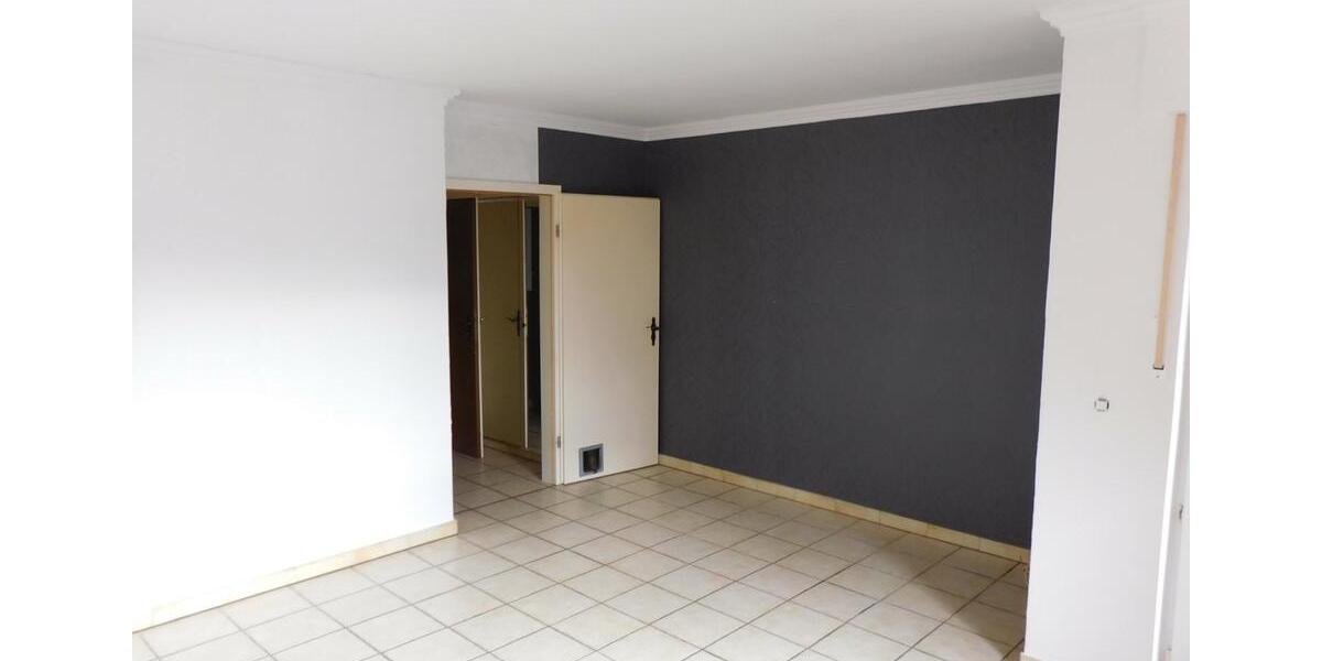 Dachgeschoßwohnung Wagenfeld - 6 Zimmer, 180 m&sup2;, 1.050&euro; | Angebot:24612960