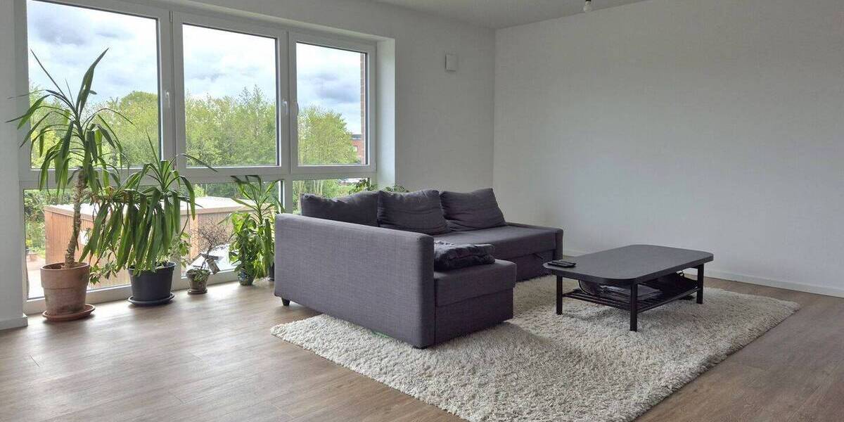 Etagenwohnung Esens - 3 Zimmer, 90 m&sup2;, 1.180&euro; | Angebot:26824675