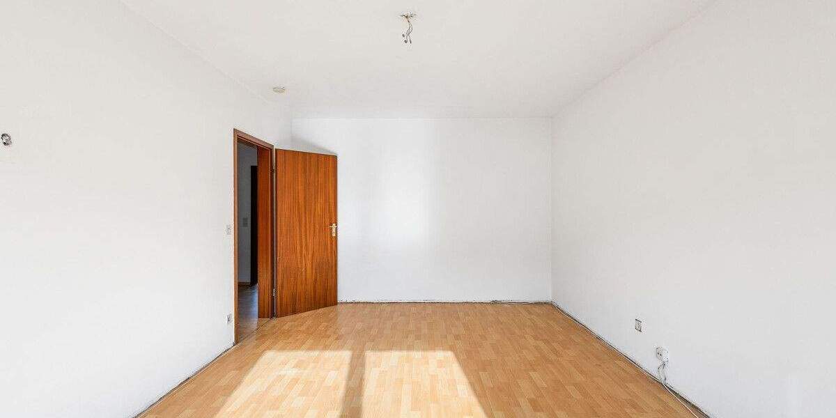 Reihenmittelhaus Regensburg Ostenviertel - 5 Zimmer, 136 m&sup2;, 499.000&euro; | Angebot:25702640