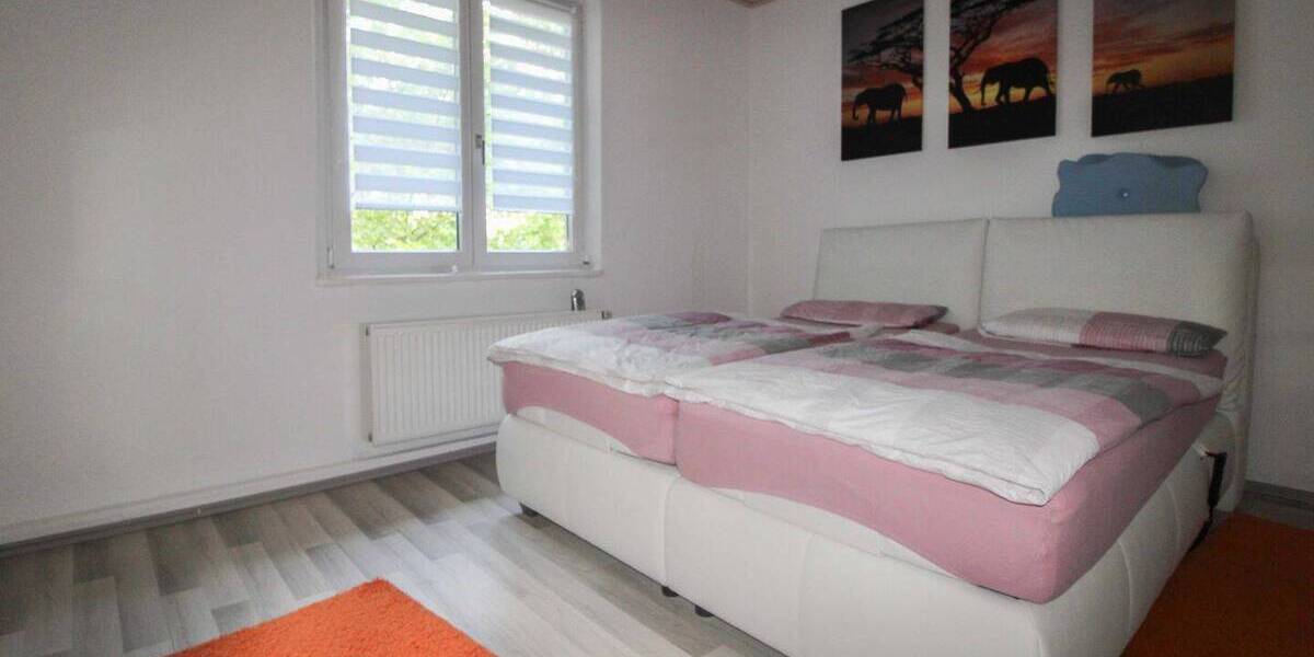 Einfamilienhaus Albstadt Ebingen - 9 Zimmer, 180 m&sup2;, 219.000&euro; | Angebot:26909485