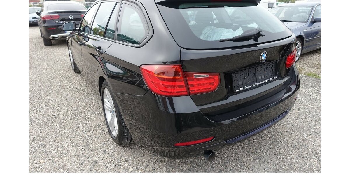 BMW 318d Touring Sport Bi-Xenon Navi PDC Leder Sitzhei 194.700 km 11.950 &euro; Neumarkt/OPf 92318