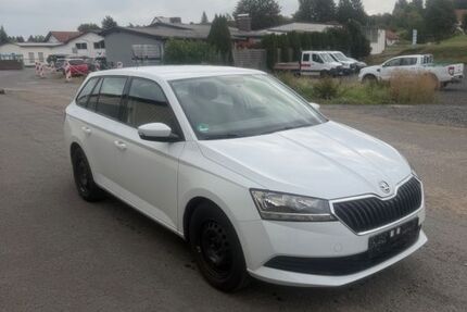 Skoda Fabia 54.500 km 9.300 &euro; Berkatal 37297
