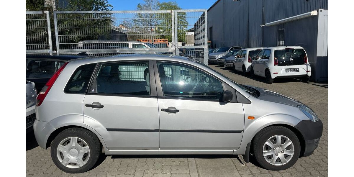 Ford Fiesta 192.000 km 1.350 &euro; Kiel 24113